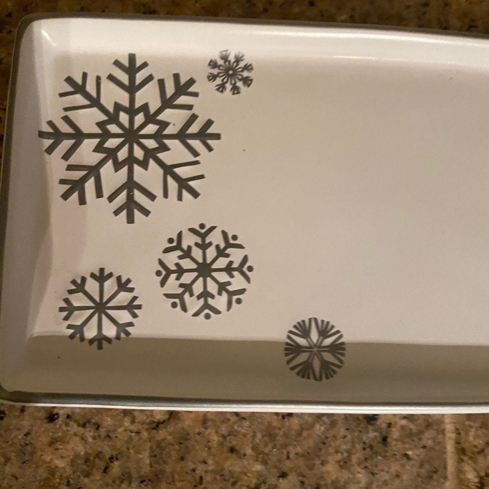Decorative Snowflake Tray